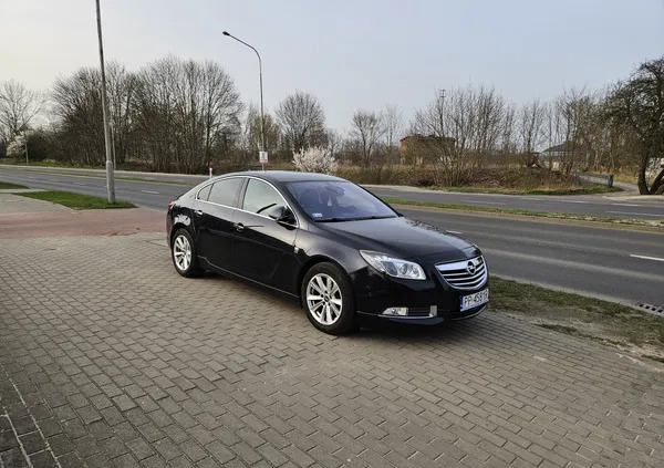 samochody osobowe Opel Insignia cena 27900 przebieg: 225942, rok produkcji 2011 z Piła